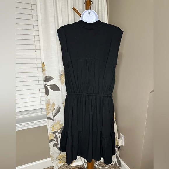 Nwt Saks Fifth Avenue Black Knit Sleeveless Dress Size Medium - Picture 3 of 6
